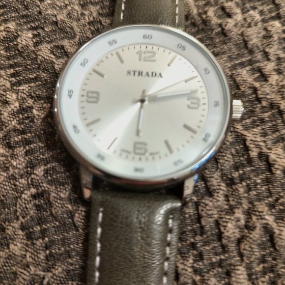 strada watch watch - Picture 1 of 2